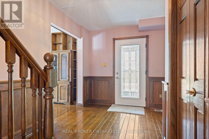Photo 14 at 354 Mechanic Street, Waterford, Norfolk County