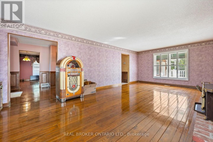 Photo 17 at 354 Mechanic Street, Waterford, Norfolk County