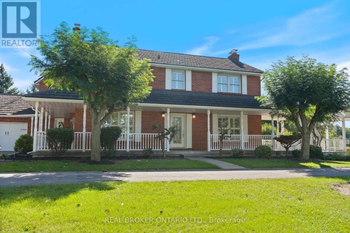 Photo 2 at 354 Mechanic Street, Waterford, Norfolk County