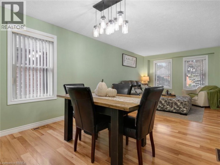 Photo 8 at 42 Emidio Crescent, Rosedale / Gable Height, Brantford