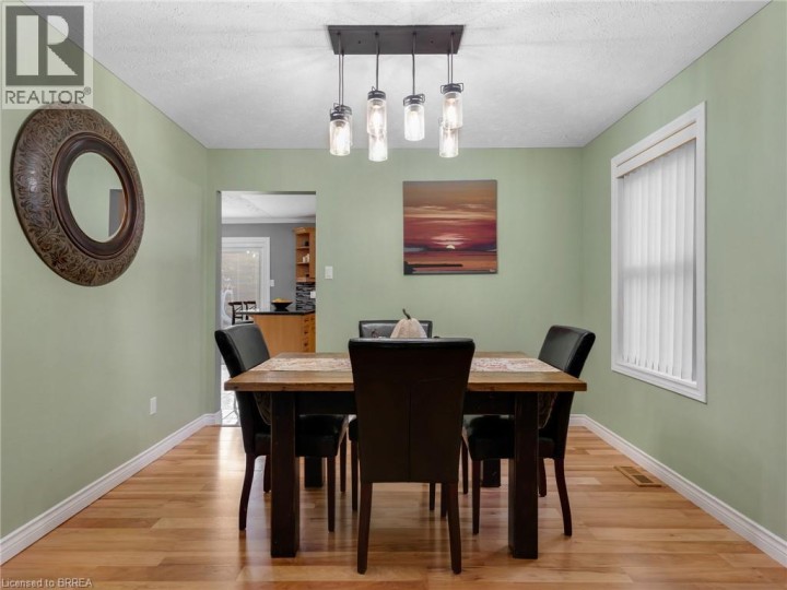 Photo 9 at 42 Emidio Crescent, Rosedale / Gable Height, Brantford