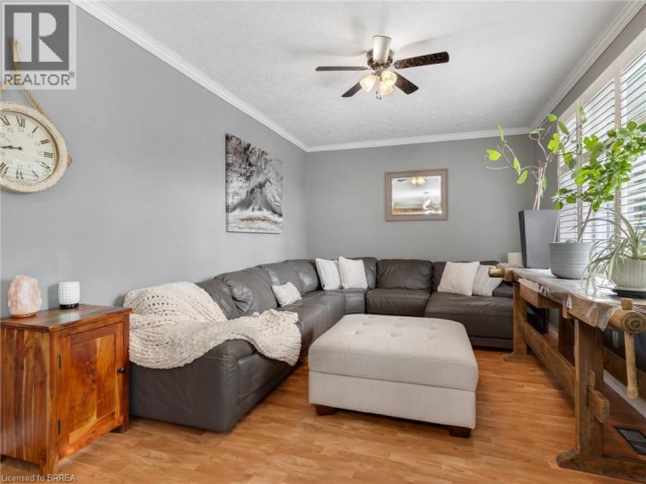 Photo 16 at 42 Emidio Crescent, Rosedale / Gable Height, Brantford