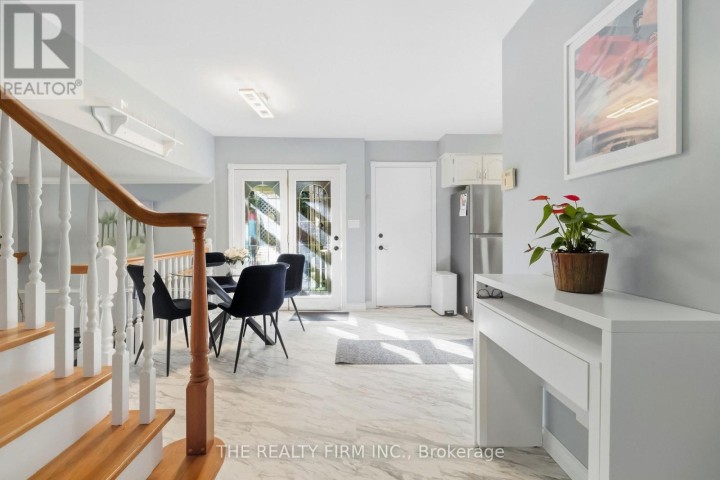 Photo 12 at 1132 Iroquois Crescent, Woodstock - North, Woodstock