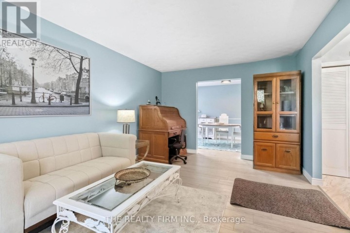 Photo 8 at 1132 Iroquois Crescent, Woodstock - North, Woodstock