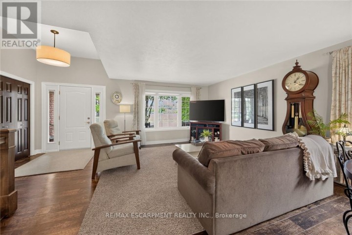 Photo 10 at 225 Dover Avenue, Port Dover, Norfolk County