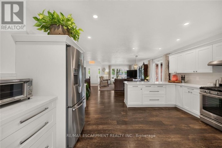 Photo 16 at 225 Dover Avenue, Port Dover, Norfolk County