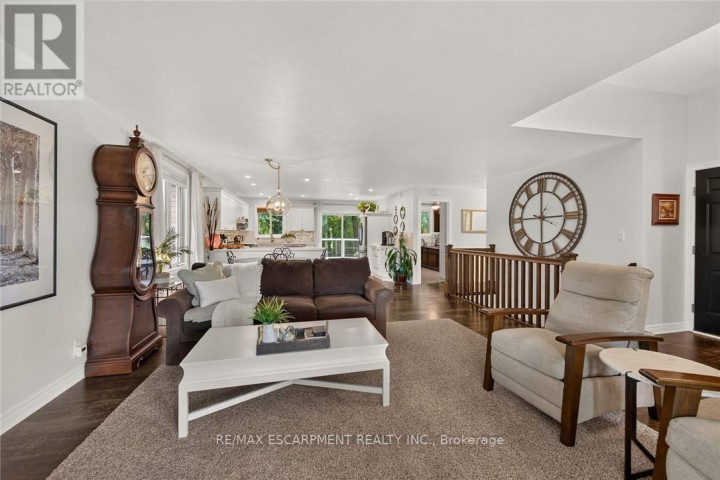 Photo 8 at 225 Dover Avenue, Port Dover, Norfolk County