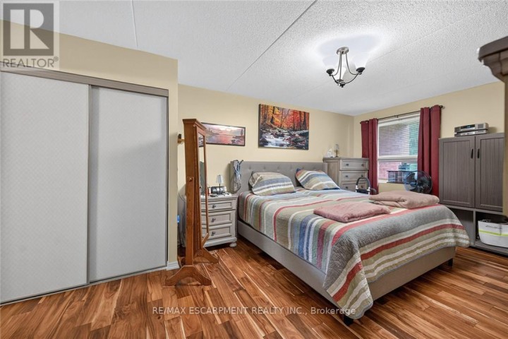 Photo 23 at 202 - 5 Mill Pond Court, Simcoe, Norfolk County