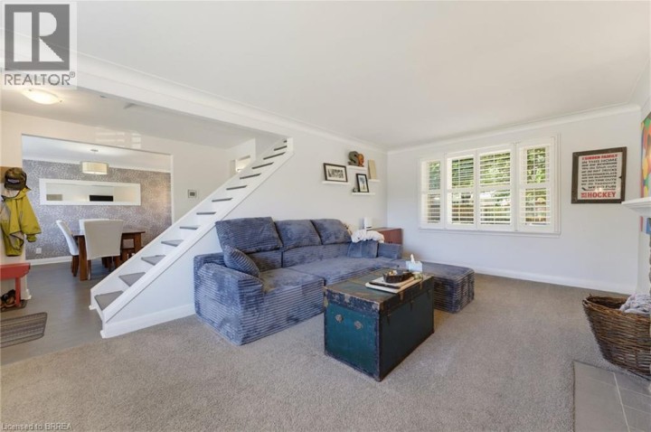 Photo 5 at 38 Admiral Road, Henderson, Brantford