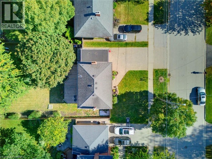 Photo 27 at 38 Admiral Road, Henderson, Brantford