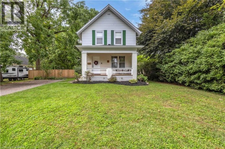 Photo 3 at 11 Tutela Heights Road, Tutela Heights, Brantford