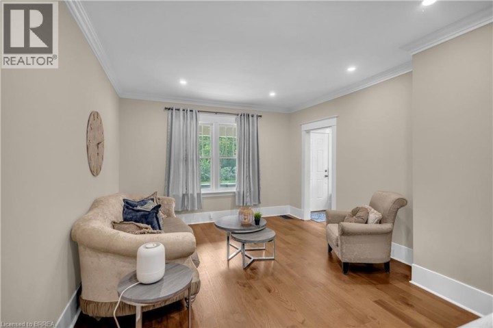 Photo 10 at 11 Tutela Heights Road, Tutela Heights, Brantford
