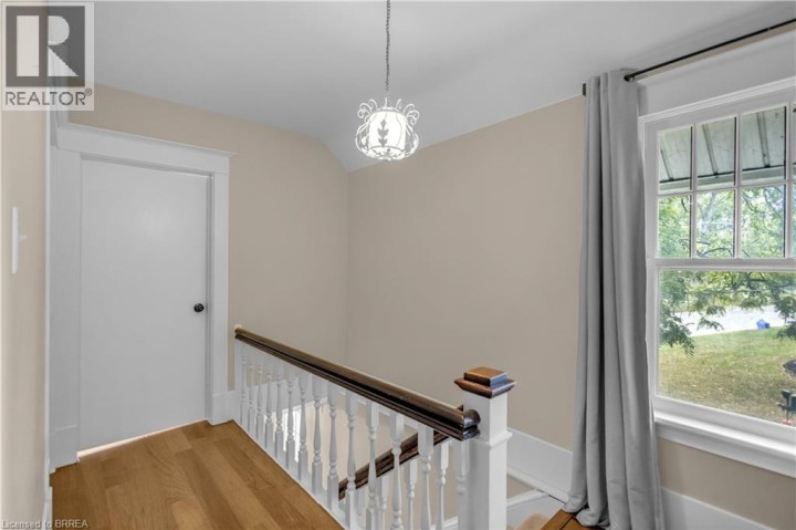 Photo 21 at 11 Tutela Heights Road, Tutela Heights, Brantford
