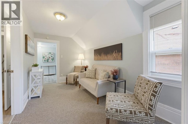 Photo 18 at 112 Grand River Avenue, Holmedale, Brantford