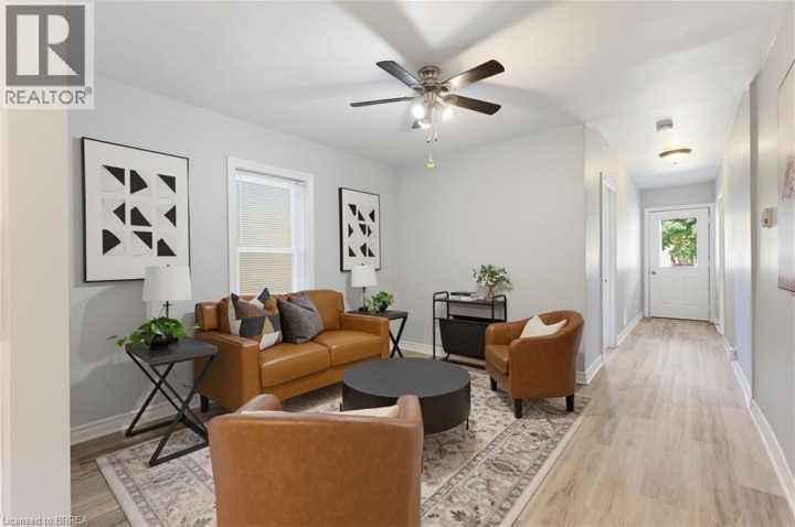 Photo 8 at 112 Grand River Avenue, Holmedale, Brantford