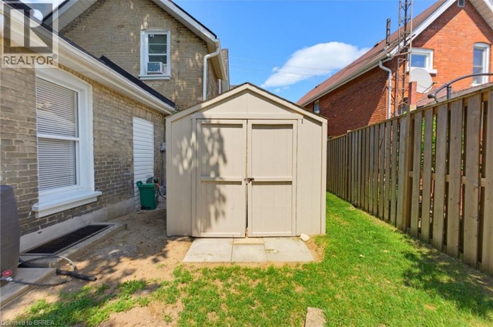 Photo 31 at 112 Grand River Avenue, Holmedale, Brantford
