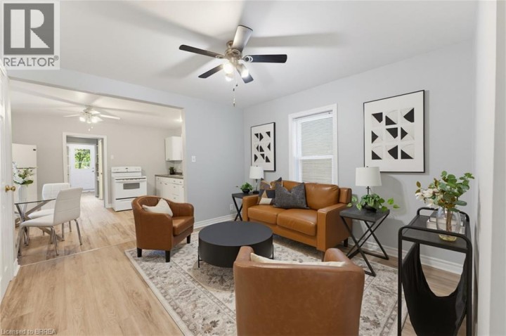 Photo 9 at 112 Grand River Avenue, Holmedale, Brantford