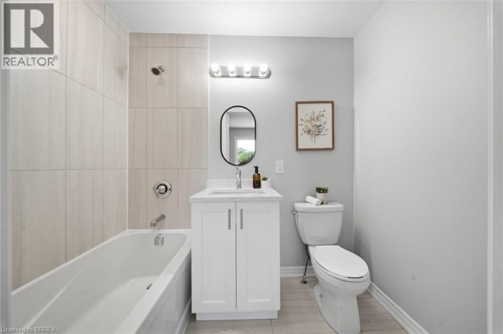 Photo 18 at 11 Ontario Street, Eagle Place West, Brantford
