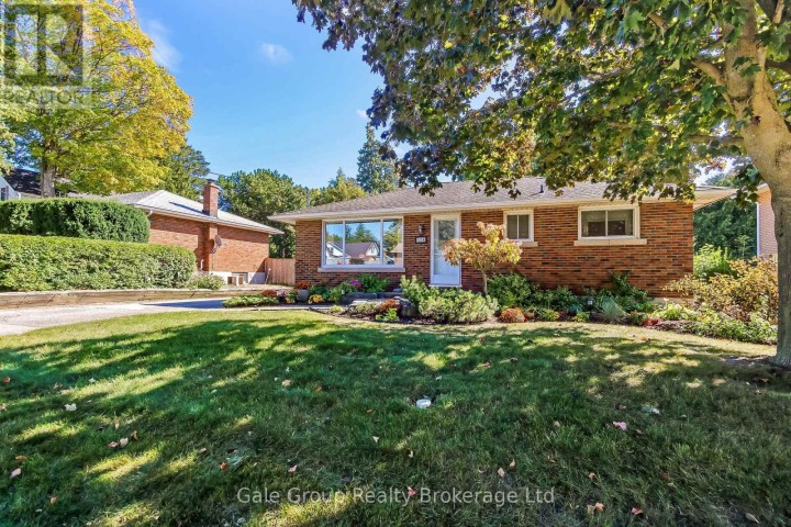 Photo 2 at 224 Fifth Avenue, Woodstock - South, Woodstock