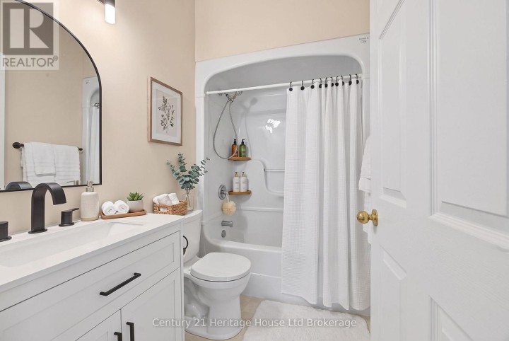 Photo 23 at 1 - 105 King Street, Tillsonburg