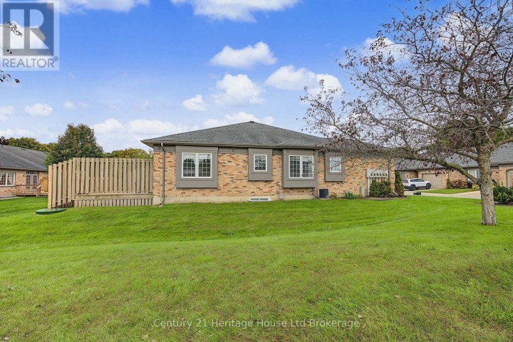Photo 37 at 1 - 105 King Street, Tillsonburg