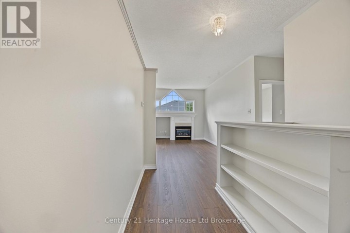 Photo 6 at 1 - 105 King Street, Tillsonburg