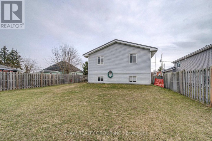 Photo 31 at 271 W College Street, Waterford, Norfolk County