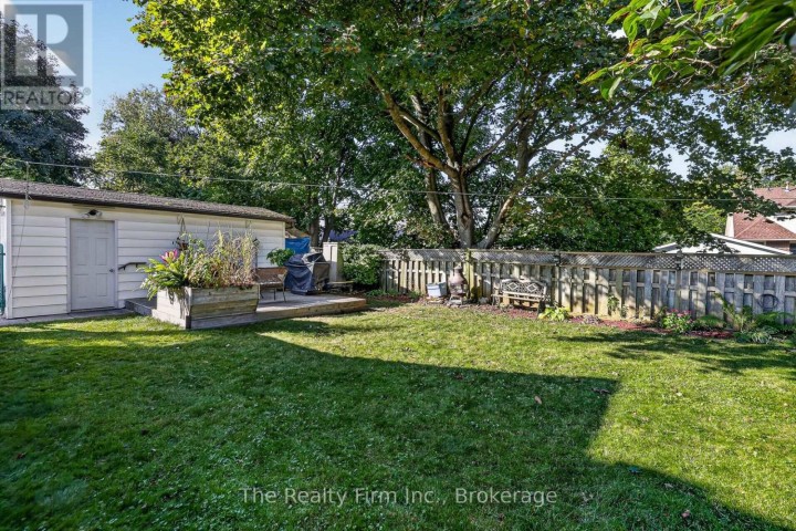 Photo 11 at 325 N Victoria Street, Woodstock - North, Woodstock