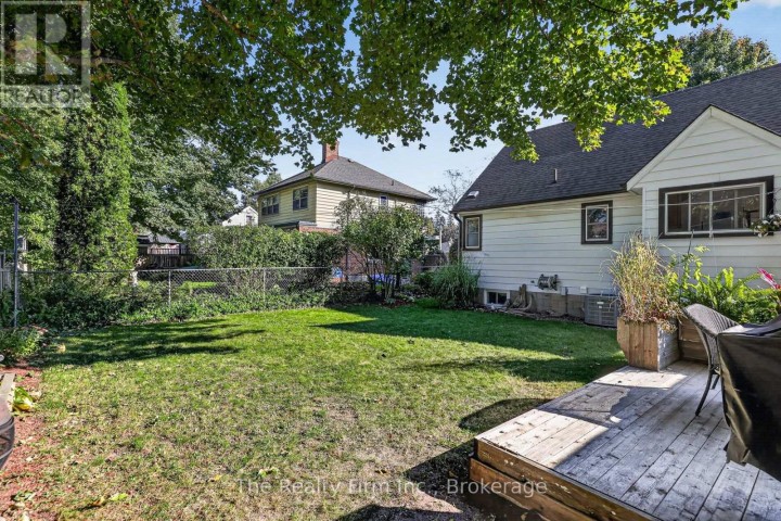 Photo 15 at 325 N Victoria Street, Woodstock - North, Woodstock