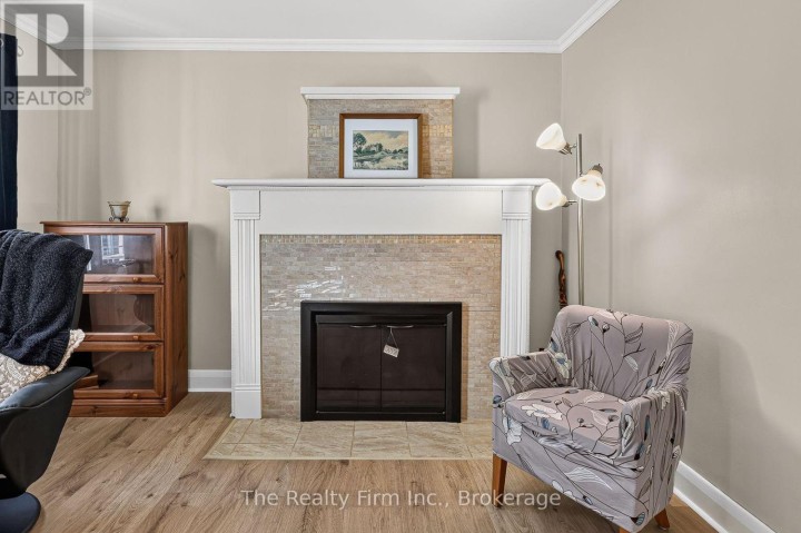Photo 21 at 325 N Victoria Street, Woodstock - North, Woodstock