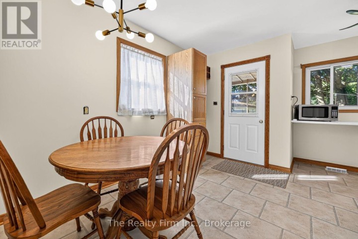 Photo 24 at 325 N Victoria Street, Woodstock - North, Woodstock