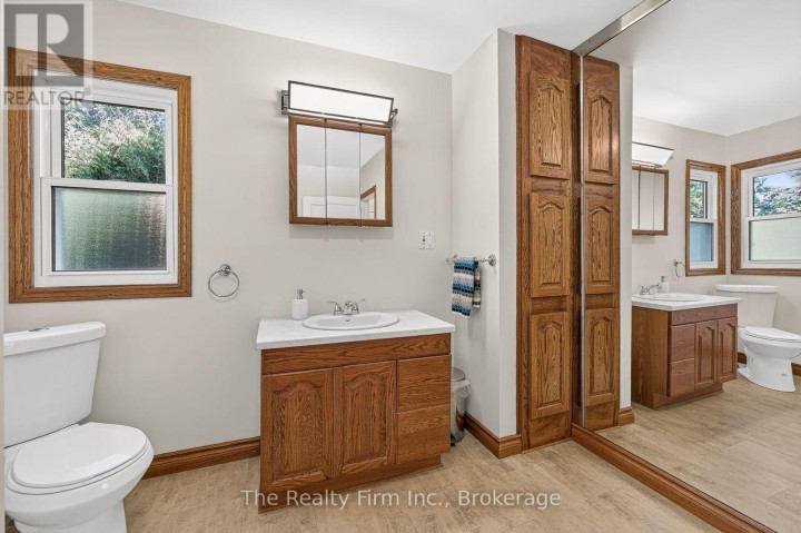 Photo 32 at 325 N Victoria Street, Woodstock - North, Woodstock