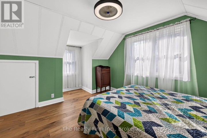 Photo 36 at 325 N Victoria Street, Woodstock - North, Woodstock