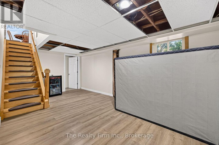 Photo 43 at 325 N Victoria Street, Woodstock - North, Woodstock