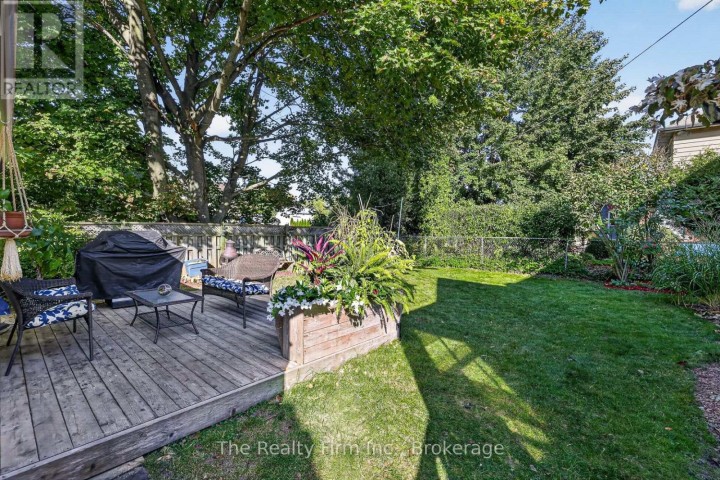 Photo 8 at 325 N Victoria Street, Woodstock - North, Woodstock