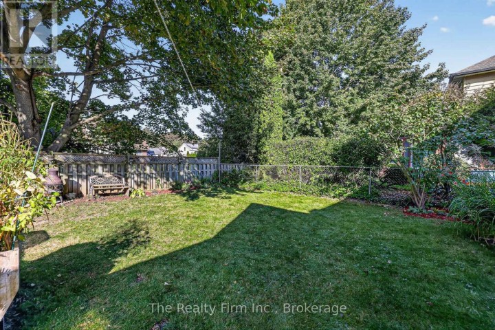 Photo 9 at 325 N Victoria Street, Woodstock - North, Woodstock