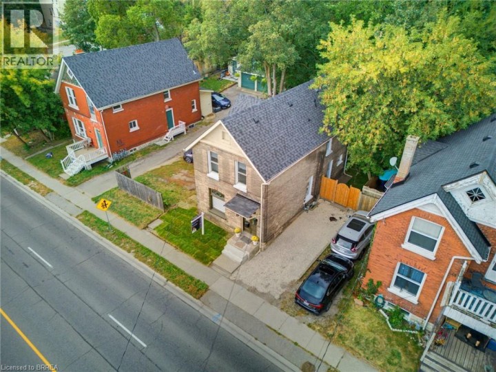 Photo 25 at 118 Clarence Street, East Ward, Brantford