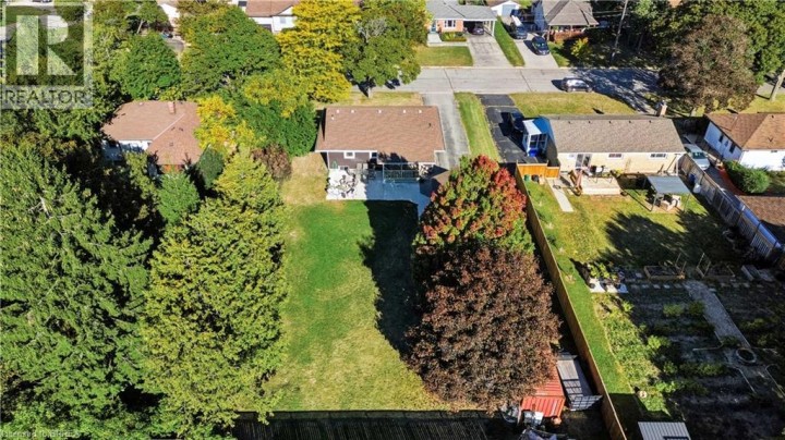 Photo 34 at 30 Janet Street, Fairview / Greenbrier, Brantford