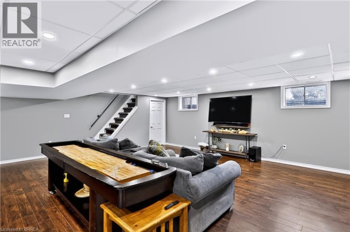 Photo 24 at 30 Janet Street, Fairview / Greenbrier, Brantford