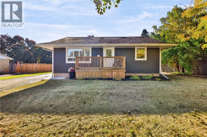 Photo 1 at 30 Janet Street, Fairview / Greenbrier, Brantford