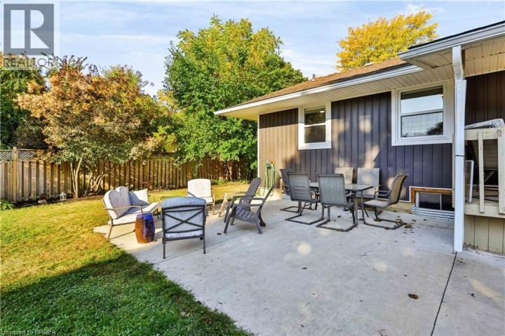 Photo 30 at 30 Janet Street, Fairview / Greenbrier, Brantford