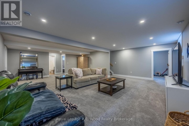 Photo 22 at 7 Sycamore Drive, Tillsonburg