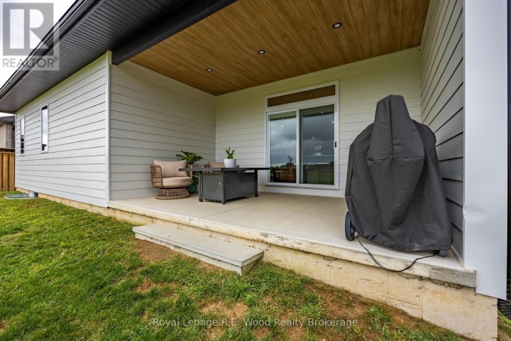 Photo 33 at 7 Sycamore Drive, Tillsonburg