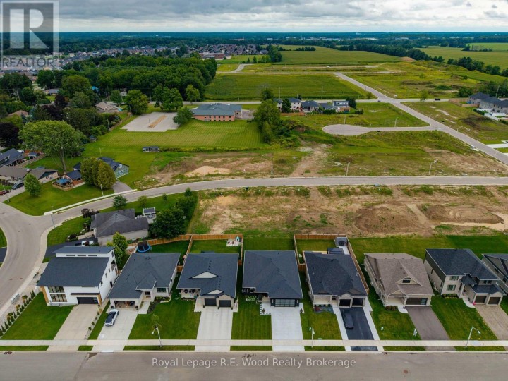 Photo 38 at 7 Sycamore Drive, Tillsonburg