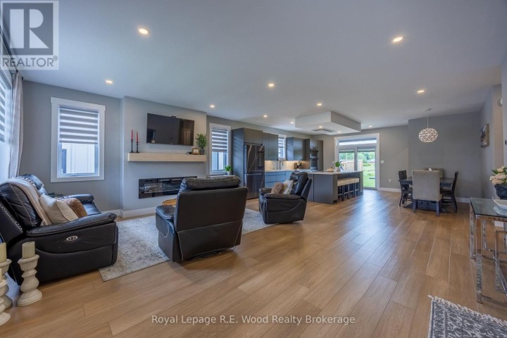 Photo 4 at 7 Sycamore Drive, Tillsonburg