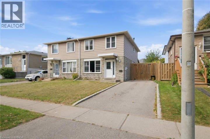 Photo 1 at 39 Magnolia Drive, Innerkip (Fair Grounds), Woodstock