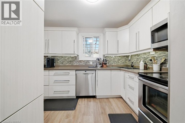 Photo 8 at 39 Magnolia Drive, Innerkip (Fair Grounds), Woodstock