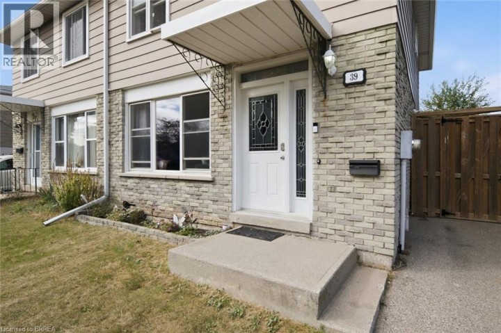 Photo 4 at 39 Magnolia Drive, Innerkip (Fair Grounds), Woodstock