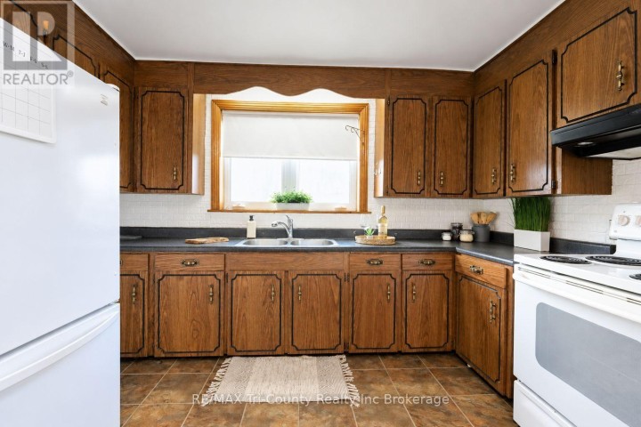 Photo 14 at 11475 Plank Road, Eden, Bayham