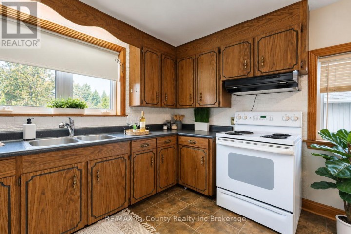 Photo 16 at 11475 Plank Road, Eden, Bayham